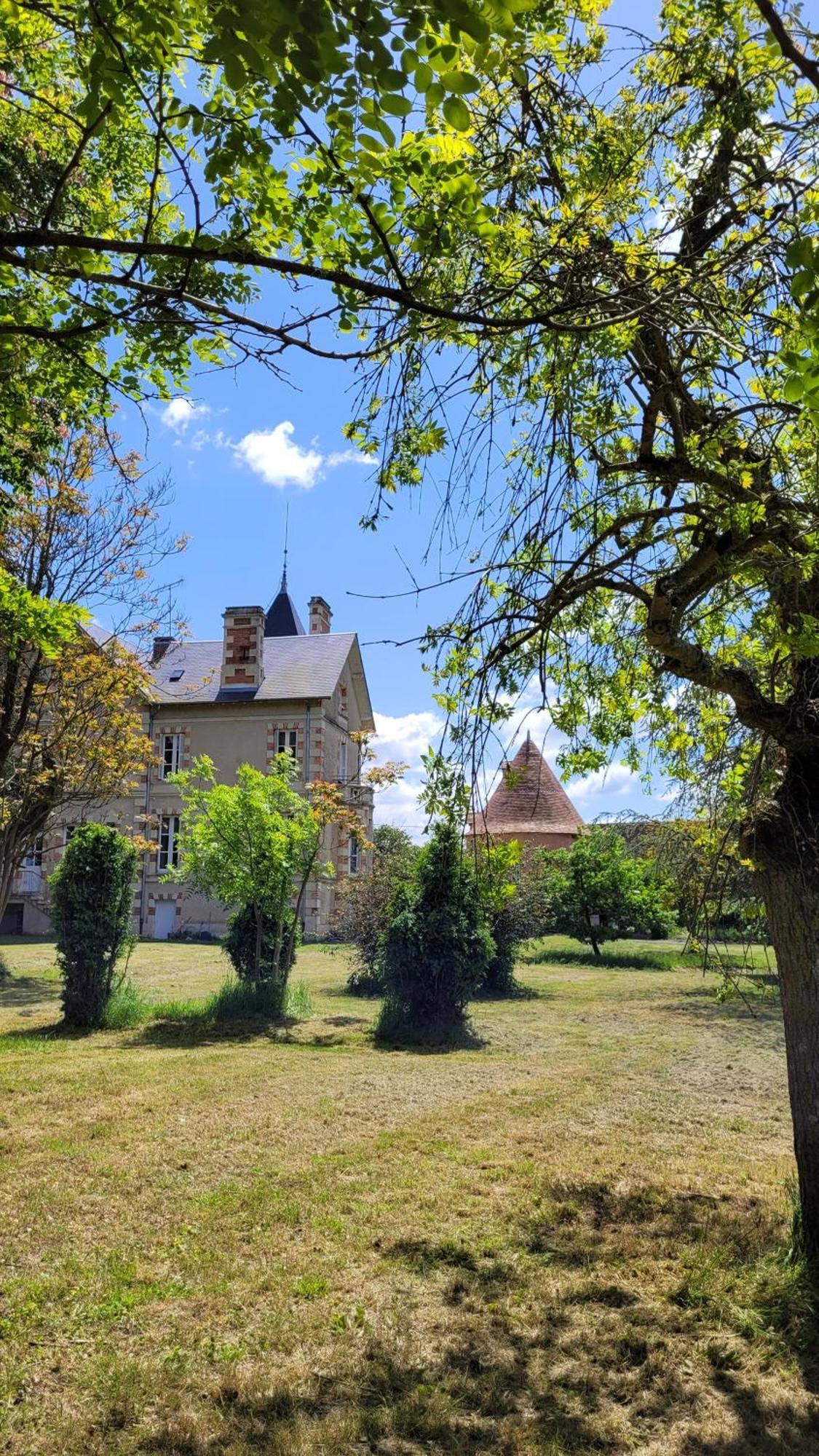Villa Saint Pierre La Trimouille Eksteriør billede